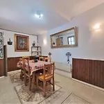 Betty L'Escala